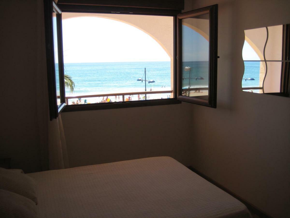 Apartamentos En Primera Linea De Playa, Ada Benedicto Xiii, Peniscola, Parking, Aire Acondicionado, Wifi Exterior photo